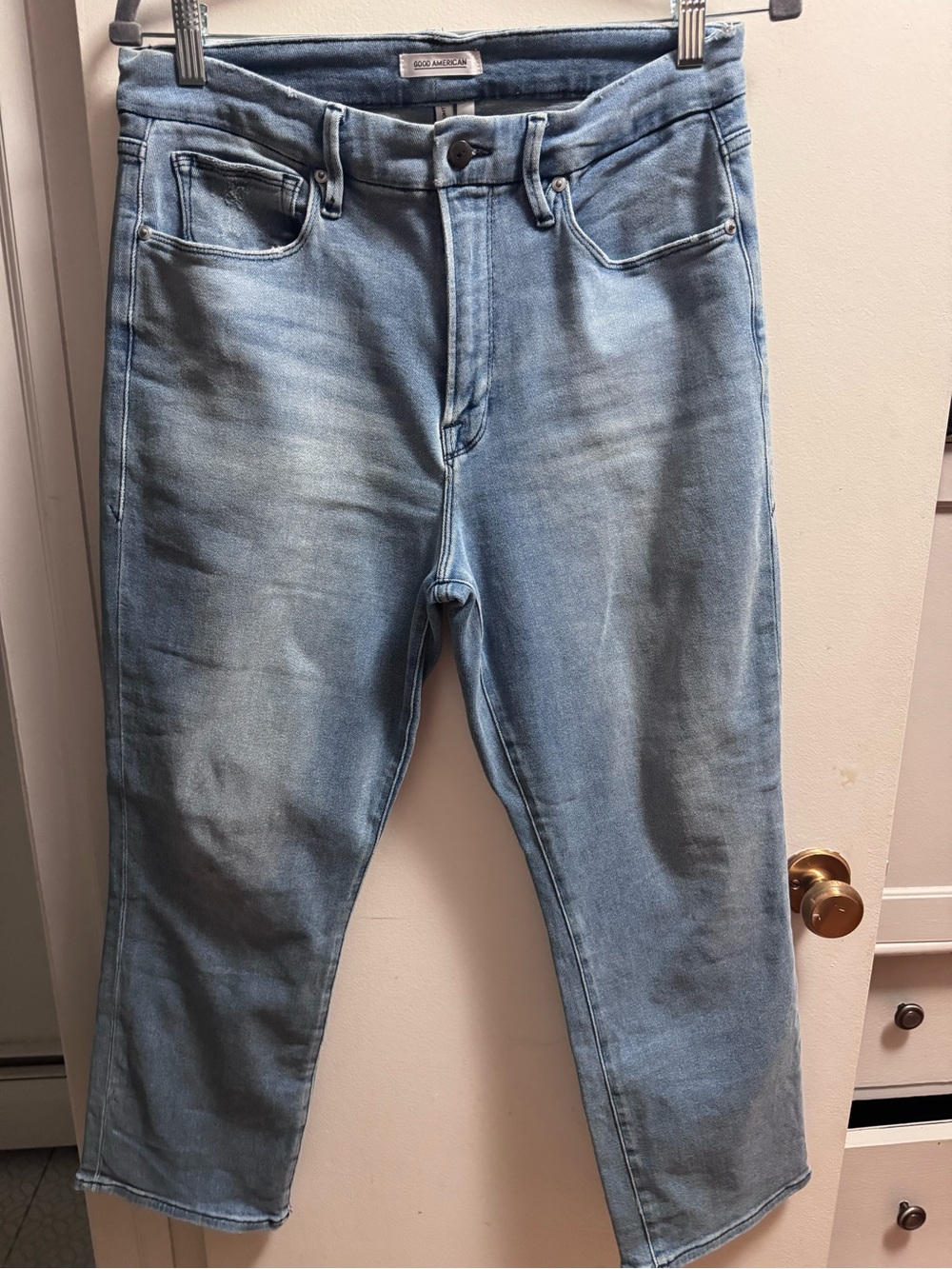 Women's Light Blue Cropped Jeans by Good American
